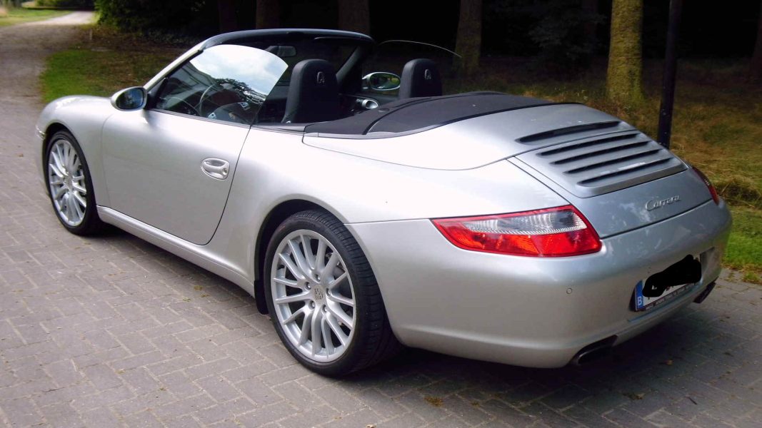 Porsche 911 type 997 Carrera 2 Cabrio